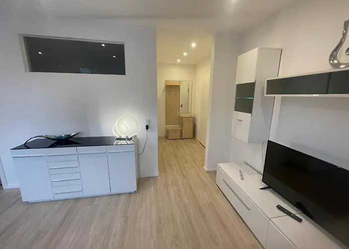 Zentral Apartamento